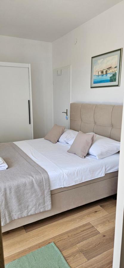 Antruzo Room ดูบรอฟนิก ภายนอก รูปภาพ